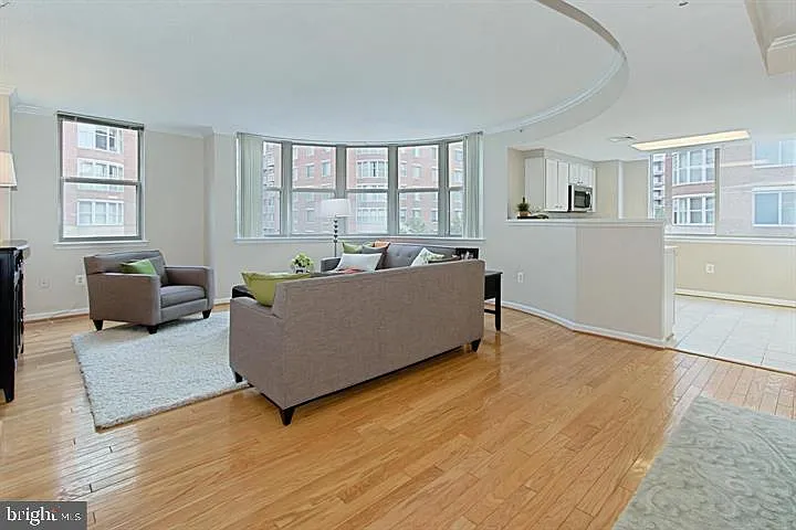 3830 9th St N #401W — Photo 3