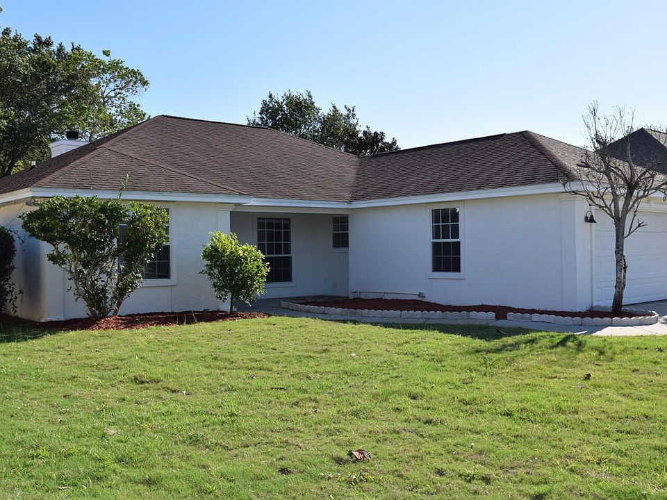 1st image of 217 Beachwood Ln