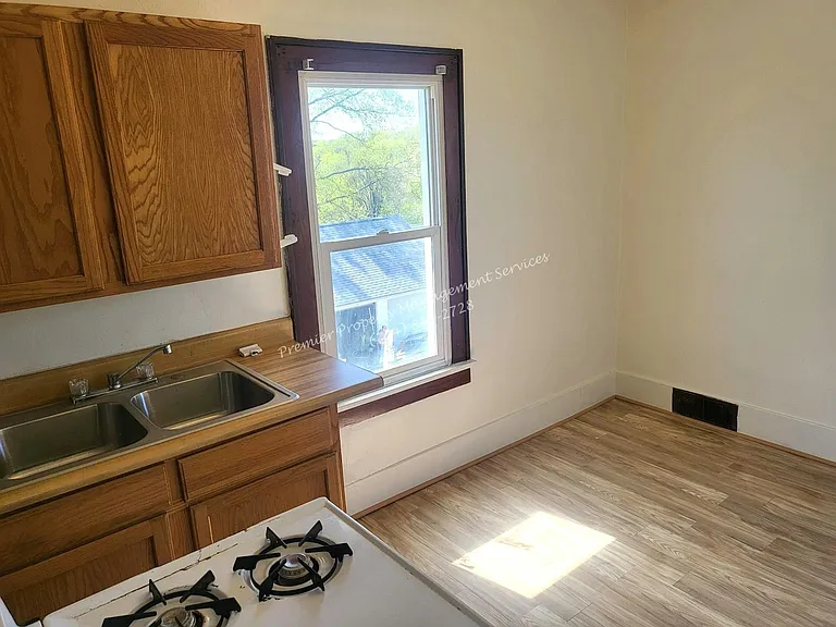 2237 Brodhead Rd #2 — Photo 10
