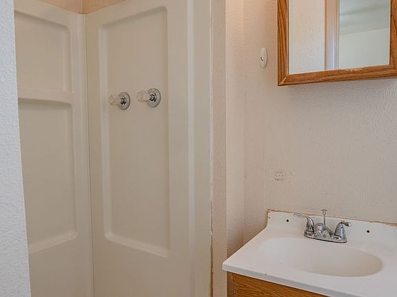 2nd image of 106 New York Ave #B