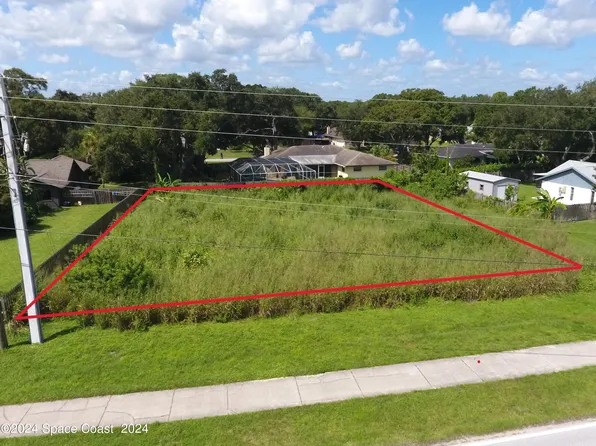 890 Emerson Dr NE, Palm Bay, FL 32907