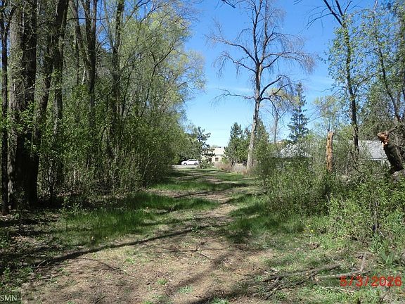 5th image of 13625 Buchanan St NE