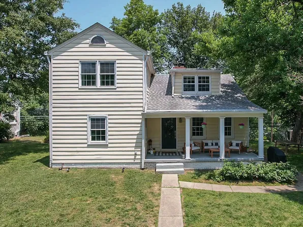110 Monroe St, Newburgh, IN 47630