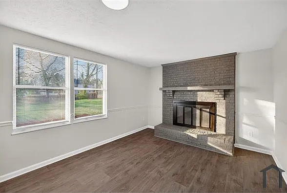 7321 Glenmont Dr — Photo 4