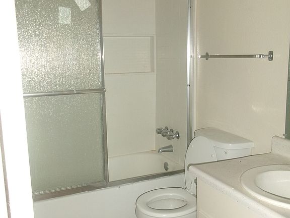 4th image of 8104 Arguello Dr APT D