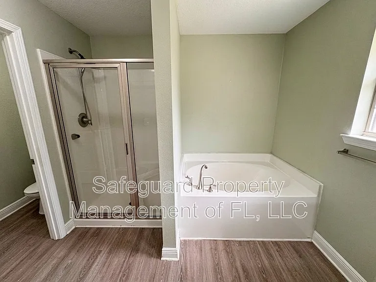 9615 Laramie Dr — Photo 11