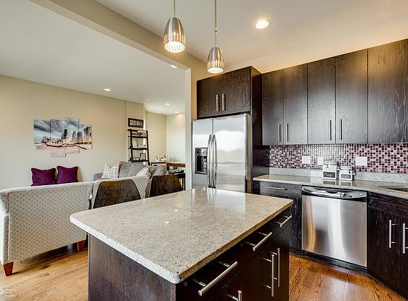 3rd image of 4735 N Damen Ave APT 3R
