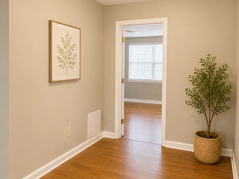 212 E Hilton Ave — Photo 15