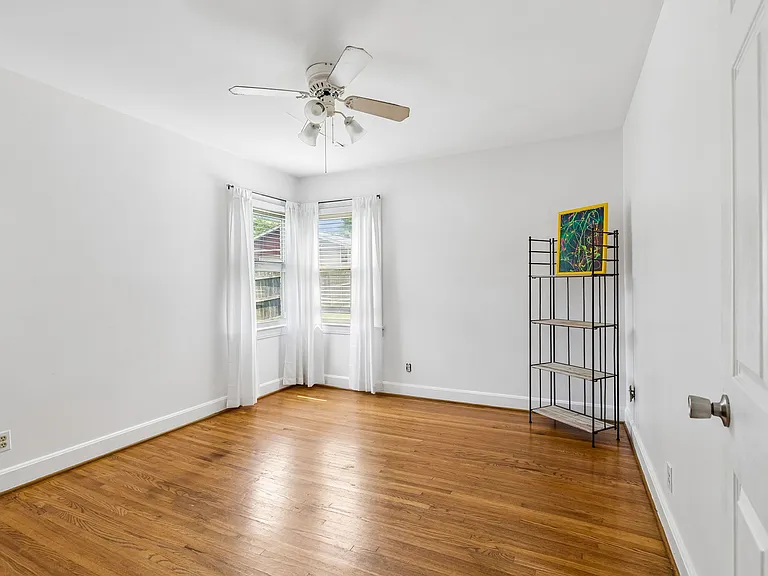 3317 Marcus Dr — Photo 22