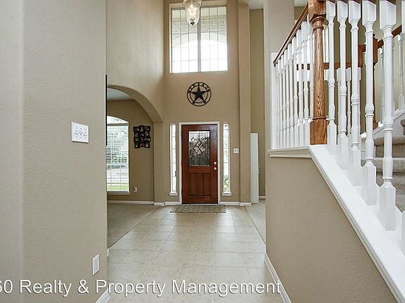 3rd image of 10002 Lynnrose Springs Dr
