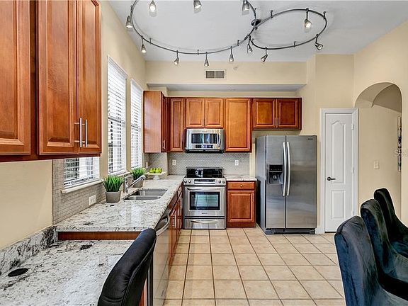 4th image of 501 Mirasol Cir APT 223
