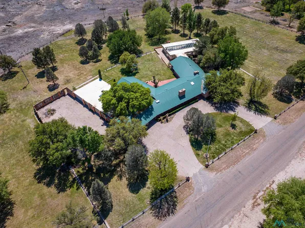 3943 S Spring Loop, Roswell, NM 88203