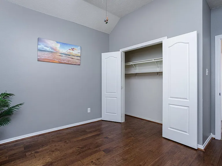 28610 Hidden Cove Dr — Photo 13