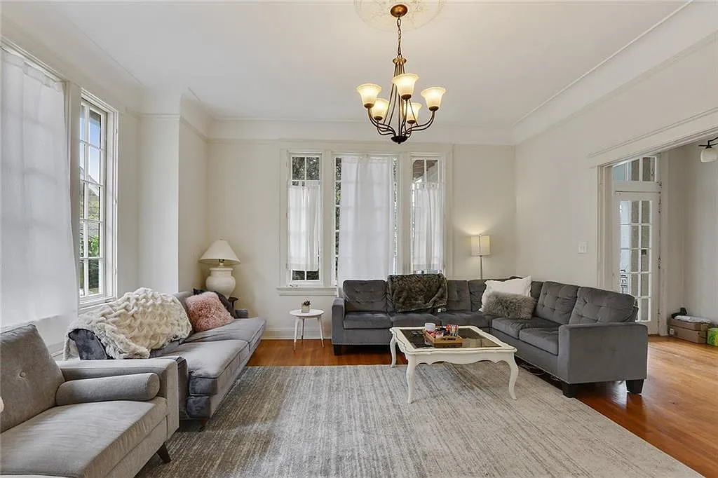5 bed, $6,500 — Photo 3