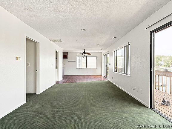 4th image of 312 Spring Rd #A & B