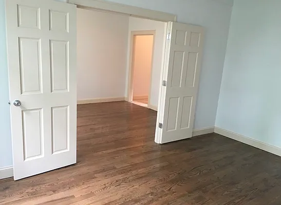 Rented by Metropolis International Realty Inc. | media 26