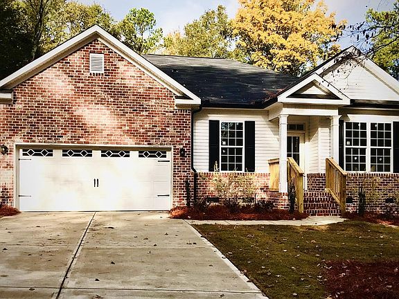 2nd image of 1916 Coulter Dr