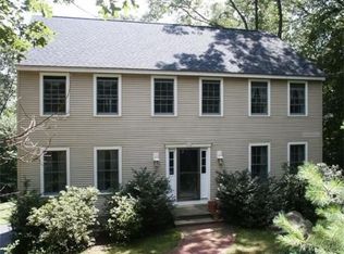 9 Potter Hill Rd, Grafton, MA 01519