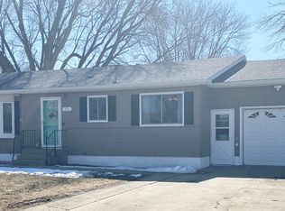 1620 12th Ave SE, Aberdeen, SD 57401