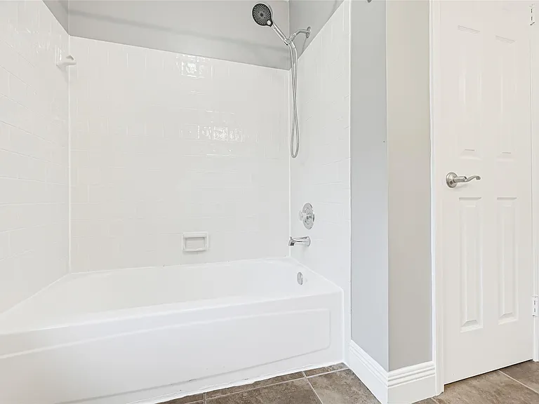 29 Dover Dr — Photo 15