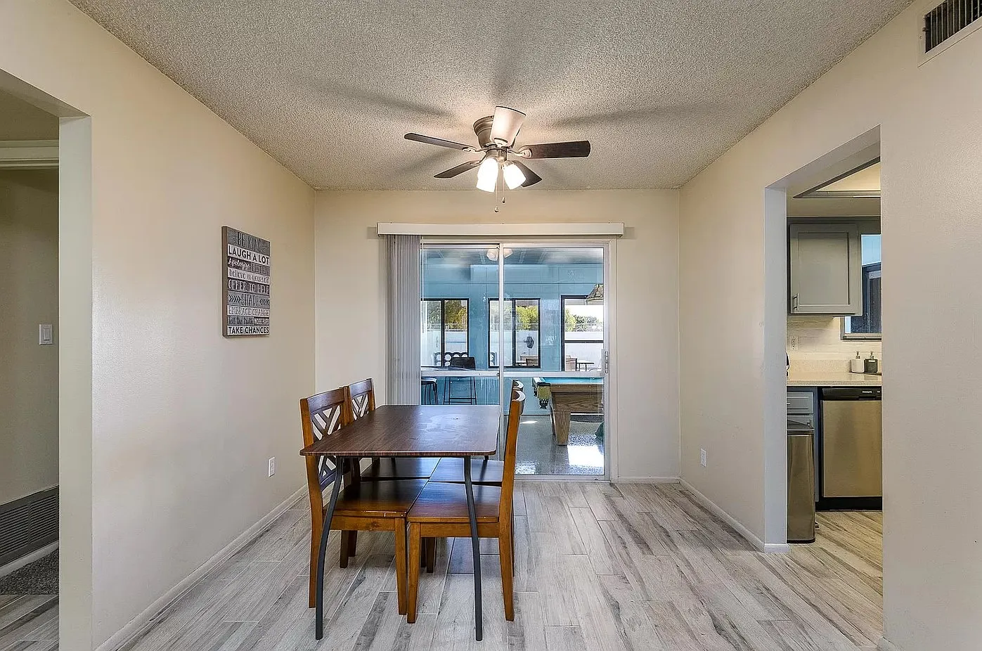 5 bed, 2047 sqft, $4,000 — Photo 4