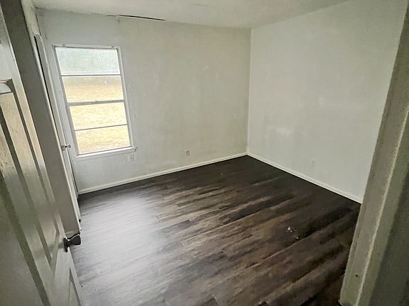5th image of 346 Otter Dr