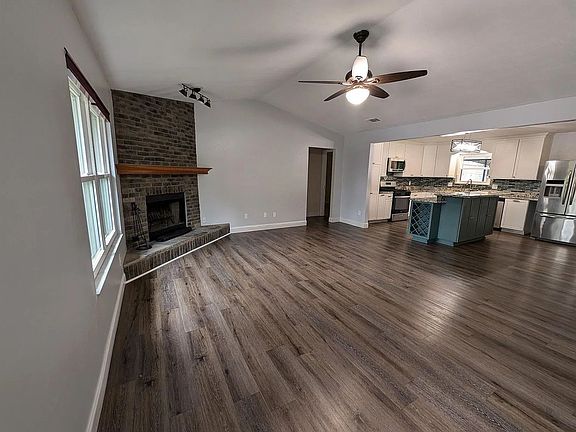 2nd image of 5934 NW 37th Dr
