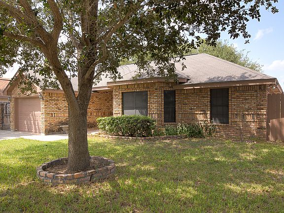 2nd image of 6904 Lucero Ct