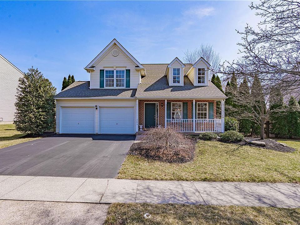 1st image of 4872 Waterford Dr