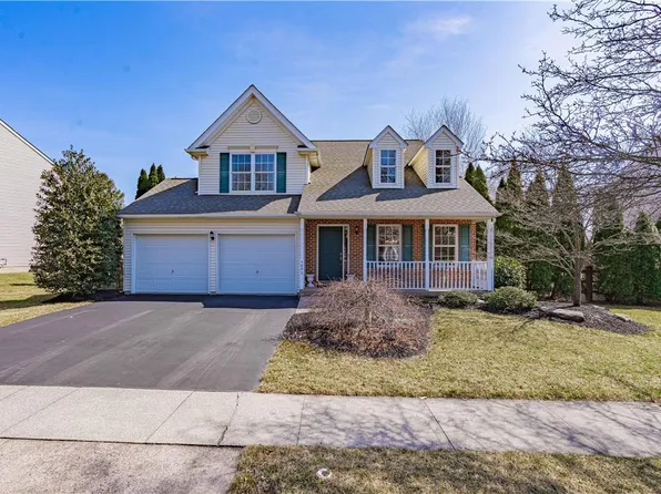 4872 Waterford Dr, Macungie, PA 18062