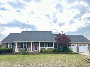 100 Zachary Ln, Spring Lake, NC 28390