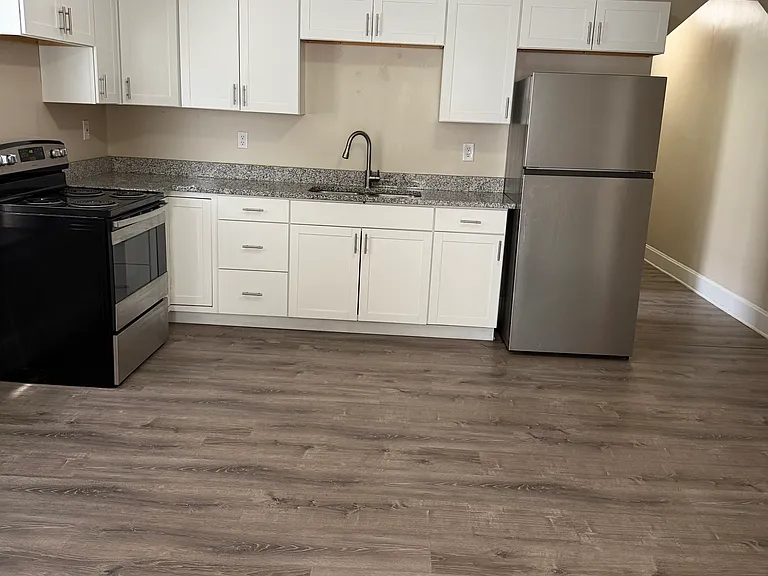 4419 Greenlee Ave #3 — Photo 3