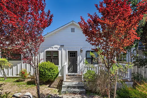 109 Paul Wittke Dr #2 Photo 1