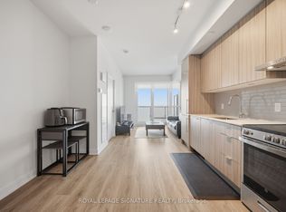 AVIA, Mississauga, ON L5B 0E2