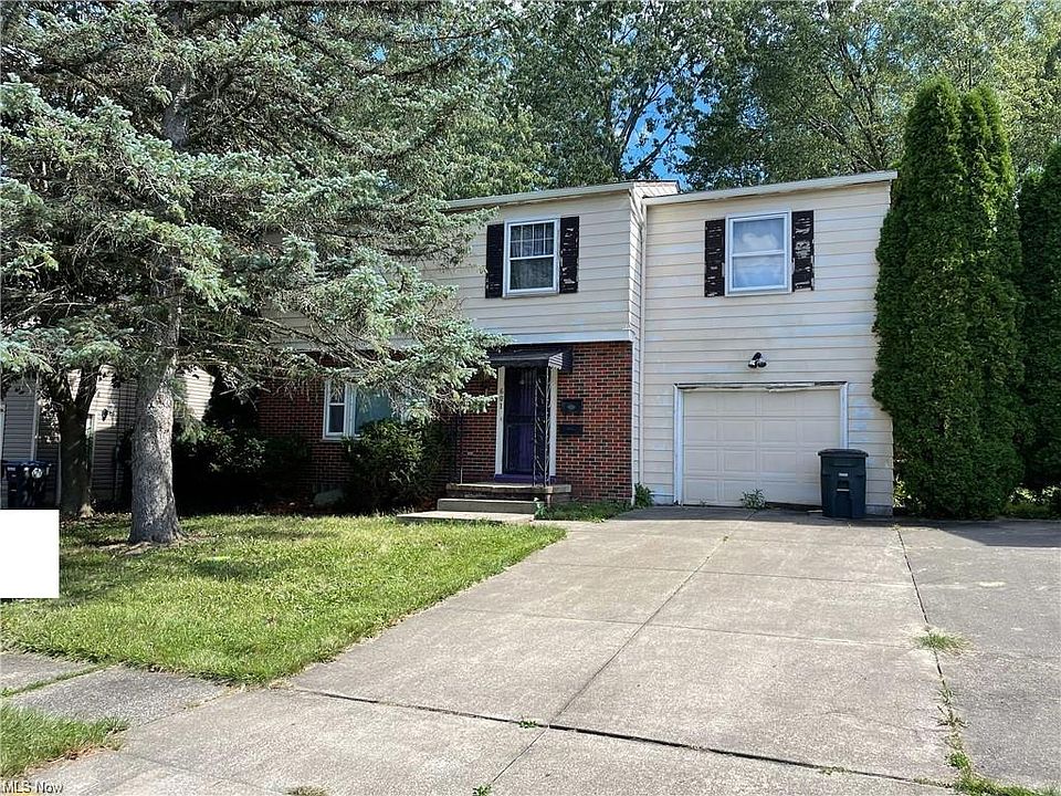 2nd image of 601 Treeside Dr