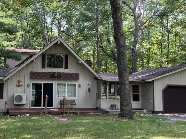 4656 Lancelot Ct, Gladwin, MI 48624