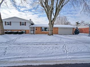 473 Rising Hill Dr, Fairborn, OH 45324