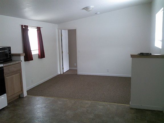 4th image of 1819 Cooper St
