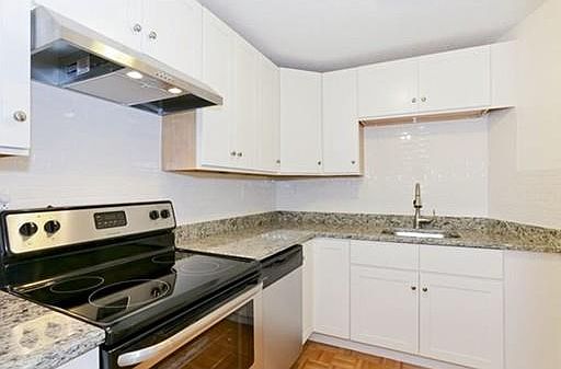 5th image of 90 Quincy Shore Dr APT 521