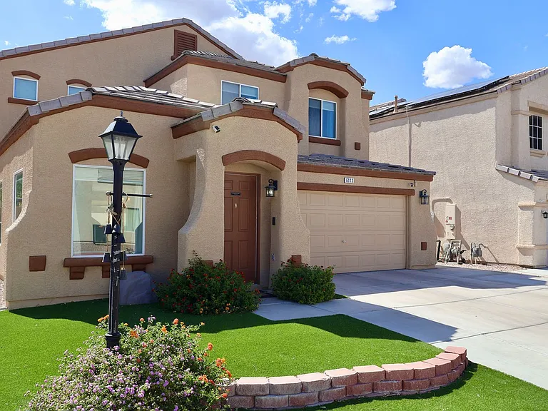 6113 Crystal Talon St — Photo 2