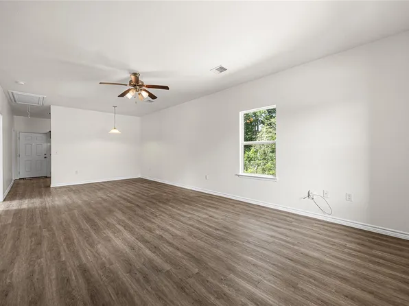 28096 Seven Sisters Rd, New Caney, TX
