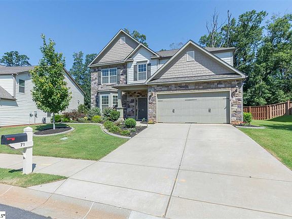 2nd image of 71 Copperdale Dr