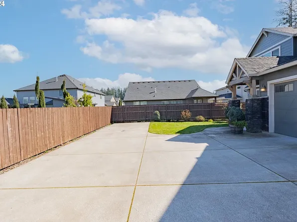 17017 NE 78th Way, Vancouver, WA 98682