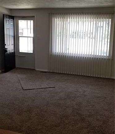 4th image of 2039 Galeston Dr