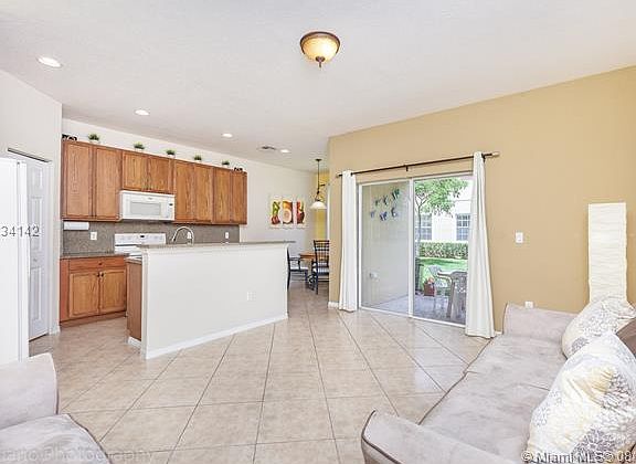 4th image of 9077 Plymouth Pl #1
