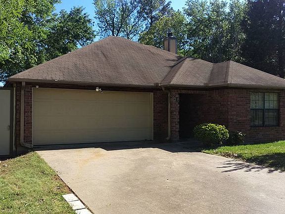 2nd image of 2407 Settlers Way