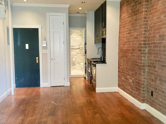 3rd image of 517 2nd Ave #2C
