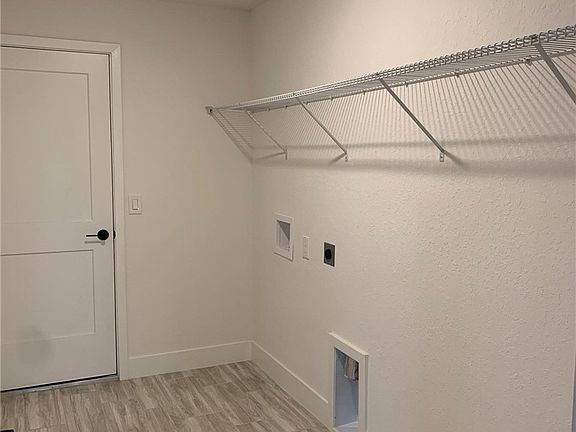 4th image of 5085 N Princewood Dr