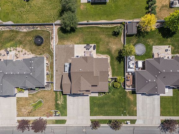 3rd image of 3503 W Eurasion Crane Rd