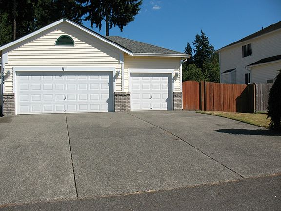 2nd image of 12411 204th Avenue Ct E